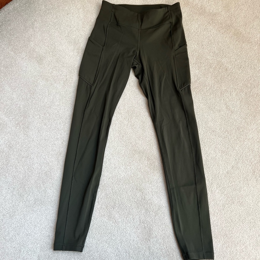 Lululemon Speed Up leggings.